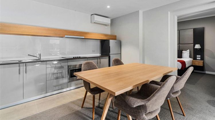 Quality Hotel Parklake Shepparton Suite