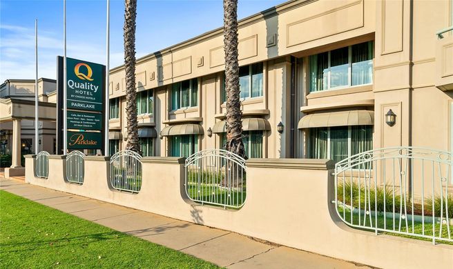 Quality Hotel Parklake Shepparton Exterior