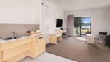 <b>Quality Suites Point Cook Seasons 5 Suite</b>. Images powered by <a href="https://iceportal.shijigroup.com/" title="IcePortal" target="_blank">IcePortal</a>.