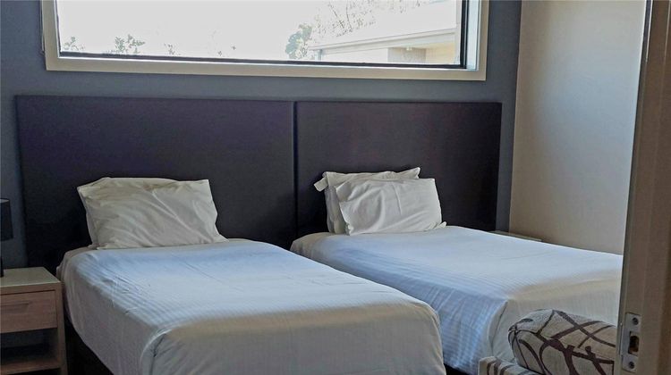 Quality Suites Point Cook Seasons 5 Suite