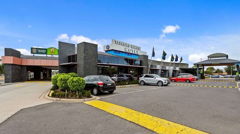 <b>Quality Inn Taylors Lakes Motel Exterior</b>. Images powered by <a href="https://iceportal.shijigroup.com/" title="IcePortal" target="_blank">IcePortal</a>.