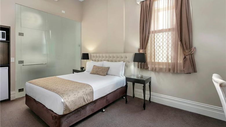 <b>Quality Inn The George Hotel Ballarat Room</b>. Images powered by <a href="https://iceportal.shijigroup.com/" title="IcePortal" target="_blank">IcePortal</a>.