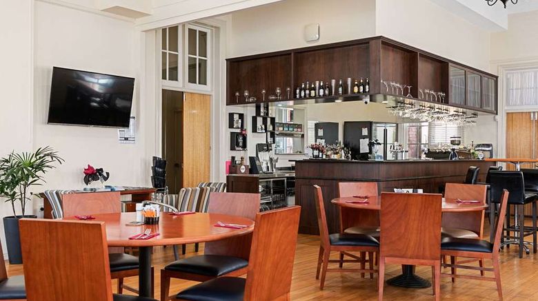 <b>Quality Hotel Regent Rockhampton Restaurant</b>. Images powered by <a href="https://iceportal.shijigroup.com/" title="IcePortal" target="_blank">IcePortal</a>.