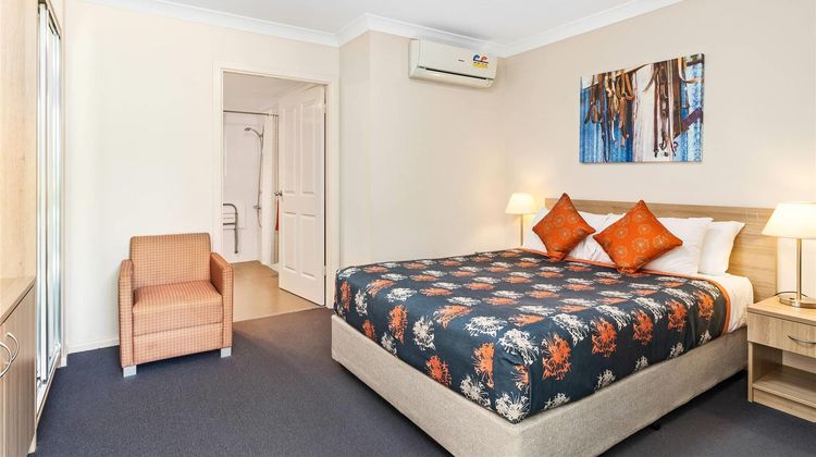 Econo Lodge Alabaster Room