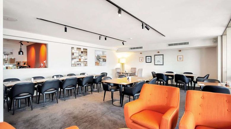 <b>Clarion Hotel Townsville Restaurant</b>. Images powered by <a href="https://iceportal.shijigroup.com/" title="IcePortal" target="_blank">IcePortal</a>.