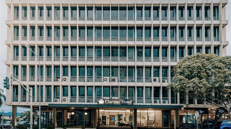 Clarion Hotel Townsville Exterior