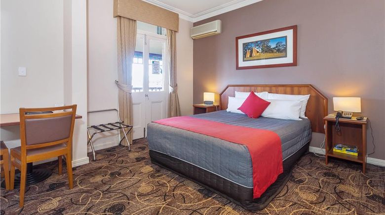 Quality Hotel Bayswater Room. Images powered by <a href="https://iceportal.shijigroup.com" target="_blank" rel="noopener">Ice Portal</a>.