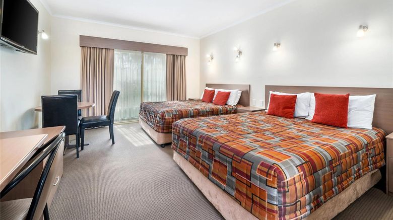 <b>Comfort Inn Heritage Wagga Room</b>. Images powered by <a href="https://iceportal.shijigroup.com/" title="IcePortal" target="_blank">IcePortal</a>.