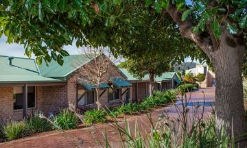 Quality Suites Banksia Gardens