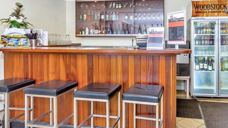 Comfort Inn & Suites Goodearth Restaurant