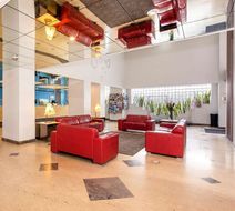 Quality Hotel Ambassador Perth Lobby
