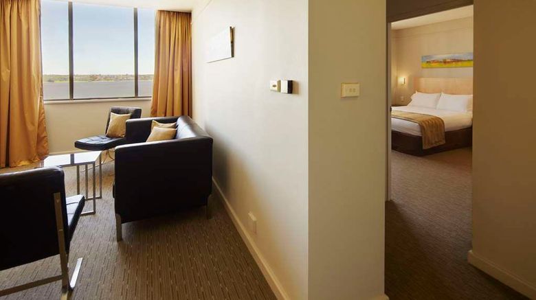 <b>Quality Hotel Ambassador Perth Suite</b>. Images powered by <a href="https://iceportal.shijigroup.com/" title="IcePortal" target="_blank">IcePortal</a>.