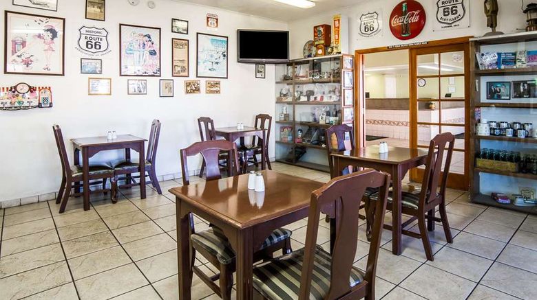<b>Rodeway Inn Kingman Route 66 Restaurant</b>. Images powered by <a href="https://iceportal.shijigroup.com/" title="IcePortal" target="_blank">IcePortal</a>.