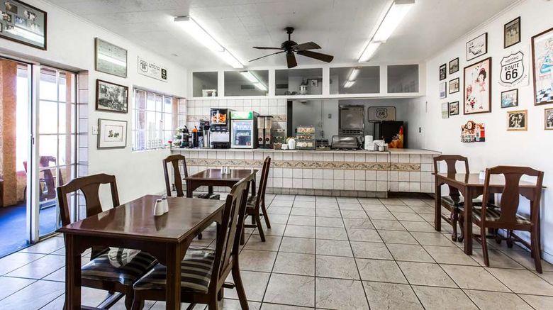 <b>Rodeway Inn Kingman Route 66 Restaurant</b>. Images powered by <a href="https://iceportal.shijigroup.com/" title="IcePortal" target="_blank">IcePortal</a>.