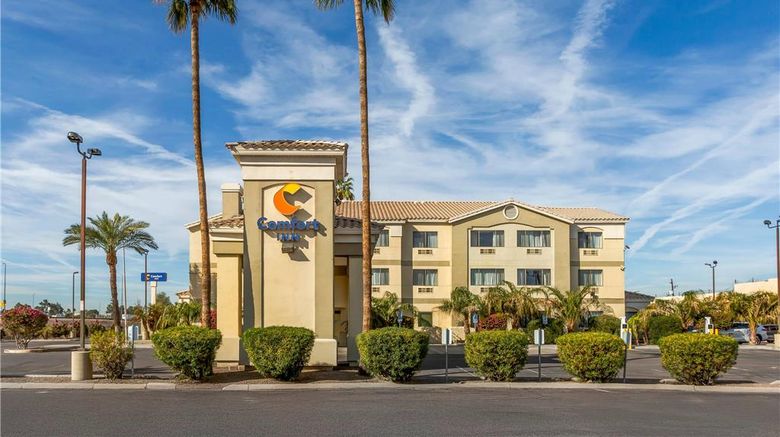 <b>Comfort Inn Phoenix Central City Exterior</b>. Images powered by <a href="https://iceportal.shijigroup.com/" title="IcePortal" target="_blank">IcePortal</a>.