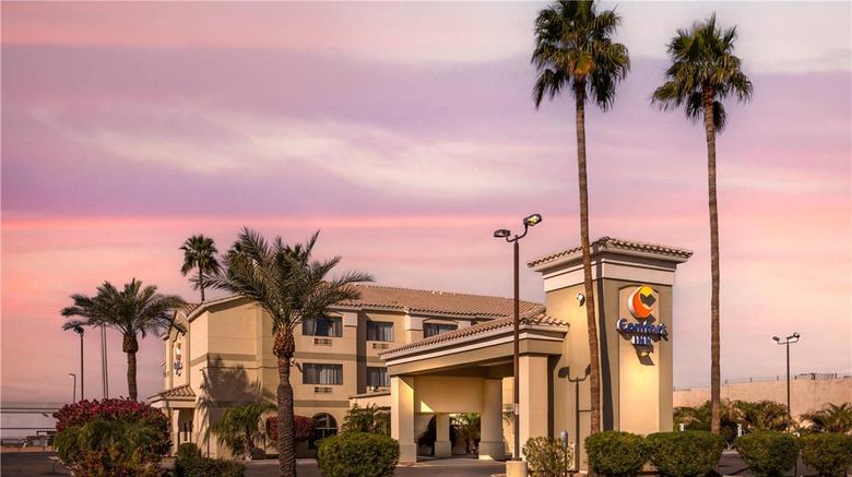 <b>Comfort Inn Phoenix Central City Exterior</b>. Images powered by <a href="https://iceportal.shijigroup.com/" title="IcePortal" target="_blank">IcePortal</a>.