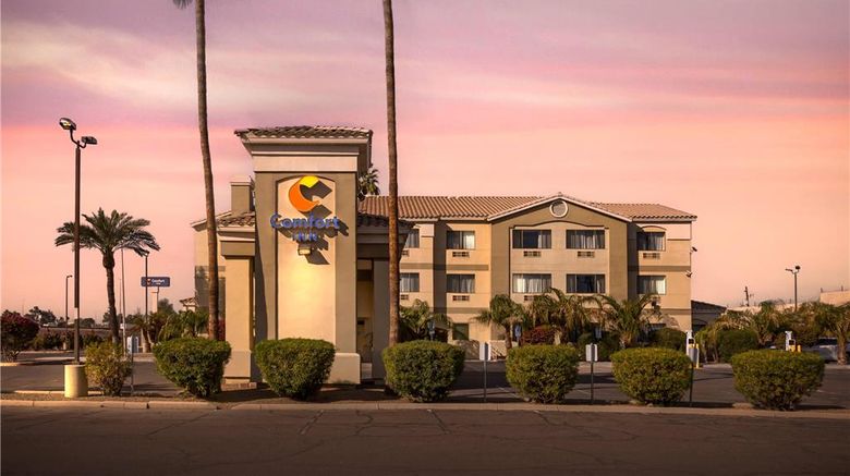 <b>Comfort Inn Phoenix Central City Exterior</b>. Images powered by <a href="https://iceportal.shijigroup.com/" title="IcePortal" target="_blank">IcePortal</a>.