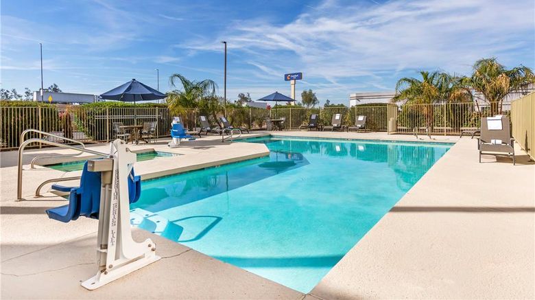 <b>Comfort Inn Phoenix Central City Pool</b>. Images powered by <a href="https://iceportal.shijigroup.com/" title="IcePortal" target="_blank">IcePortal</a>.