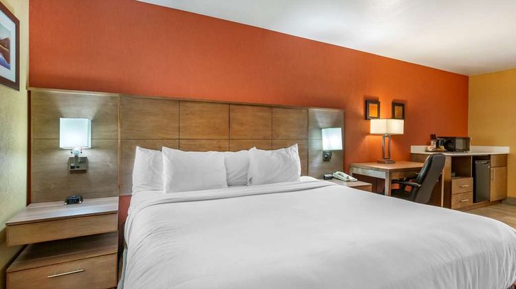 Comfort Inn  Flagstaff Lucky Lane I-40 Suite