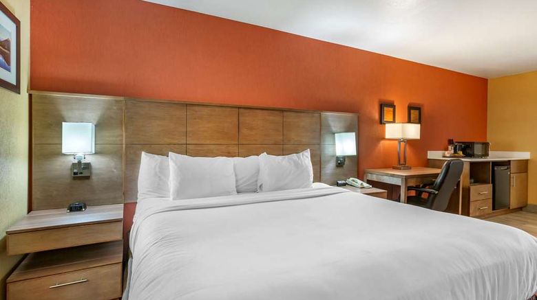 <b>Comfort Inn  Flagstaff Lucky Lane I-40 Suite</b>. Images powered by <a href="https://iceportal.shijigroup.com/" title="IcePortal" target="_blank">IcePortal</a>.