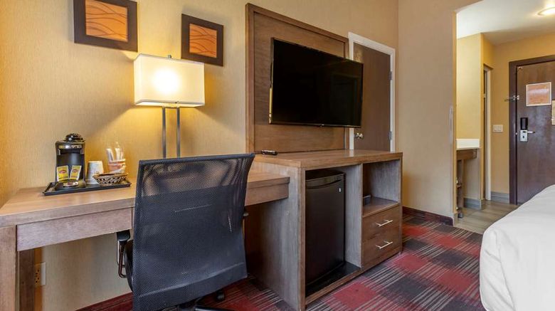 <b>Comfort Inn  Flagstaff Lucky Lane I-40 Room</b>. Images powered by <a href="https://iceportal.shijigroup.com/" title="IcePortal" target="_blank">IcePortal</a>.