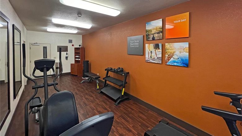 <b>Comfort Suites Peoria Sports Complex Health</b>. Images powered by <a href="https://iceportal.shijigroup.com/" title="IcePortal" target="_blank">IcePortal</a>.