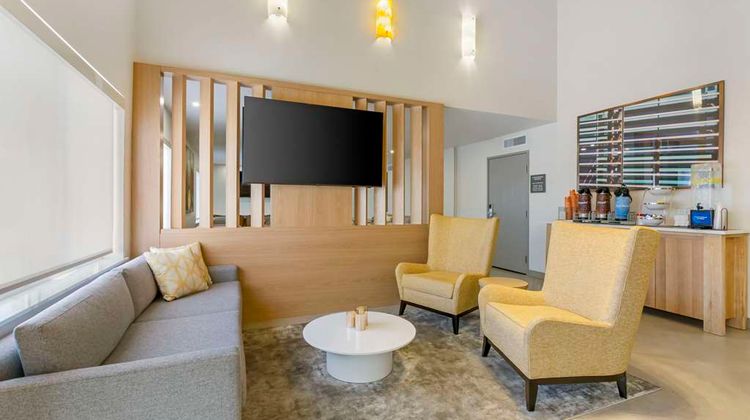 Comfort Suites Tucson Mall Lobby