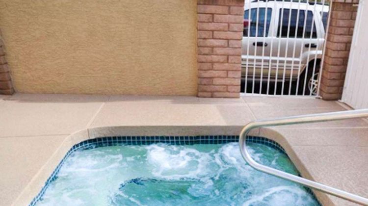 Sleep Inn Phoenix North Pool