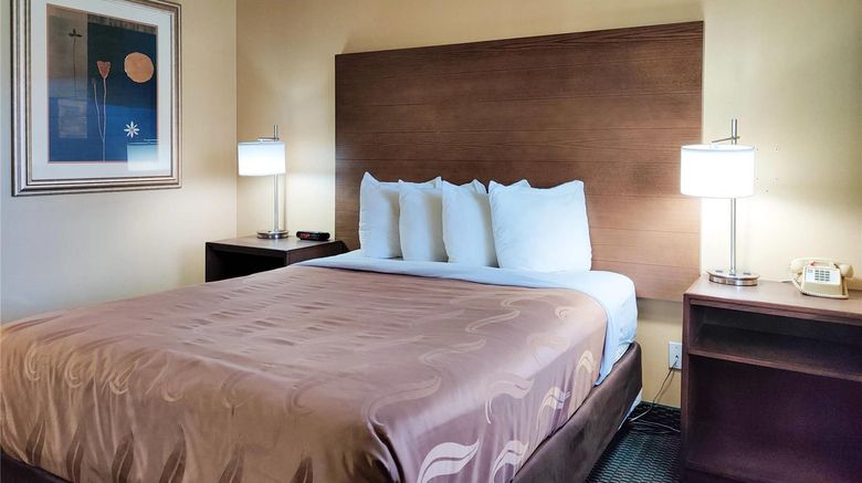 <b>Econo Lodge Flagstaff East Room</b>. Images powered by <a href="https://iceportal.shijigroup.com/" title="IcePortal" target="_blank">IcePortal</a>.