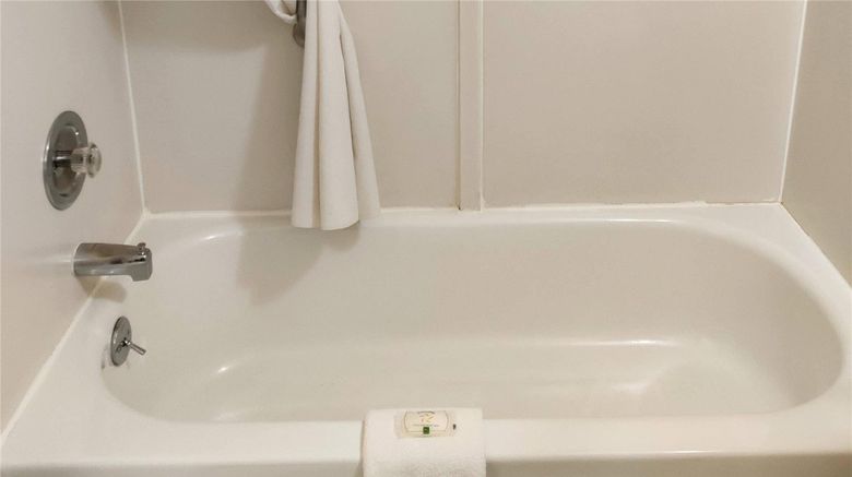 <b>Econo Lodge Flagstaff East Room</b>. Images powered by <a href="https://iceportal.shijigroup.com/" title="IcePortal" target="_blank">IcePortal</a>.