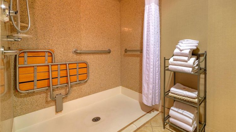 Comfort Suites Suite