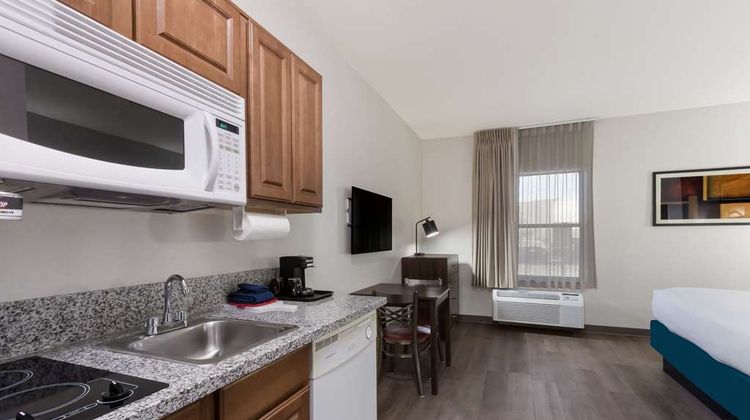 MainStay Suites Room