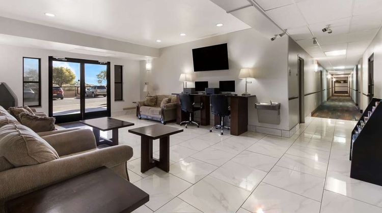 MainStay Suites Lobby