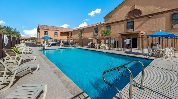 MainStay Suites Pool