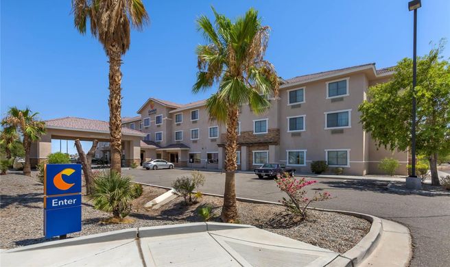 Comfort Inn & Suites Exterior