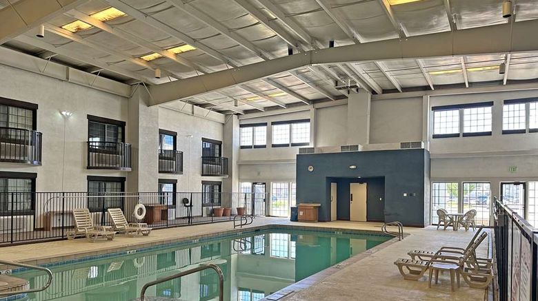 <b>Clarion Pointe Winslow I-40 Pool</b>. Images powered by <a href="https://iceportal.shijigroup.com/" title="IcePortal" target="_blank">IcePortal</a>.