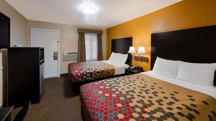 Rodeway Inn Downtown Room