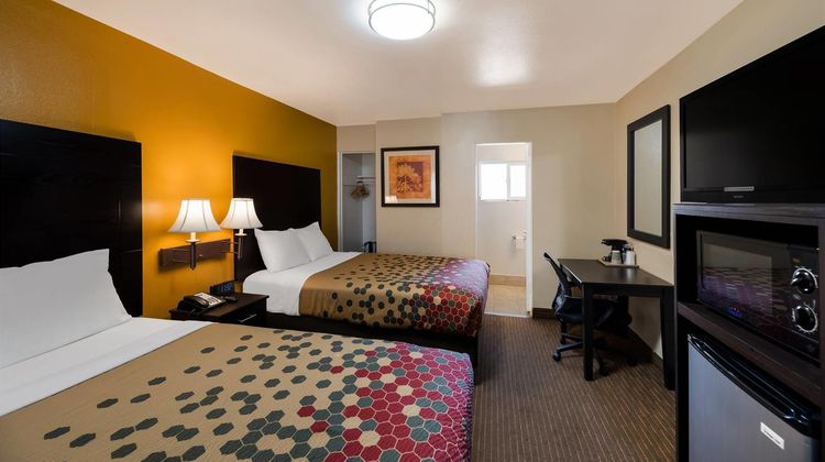 Rodeway Inn Downtown Room
