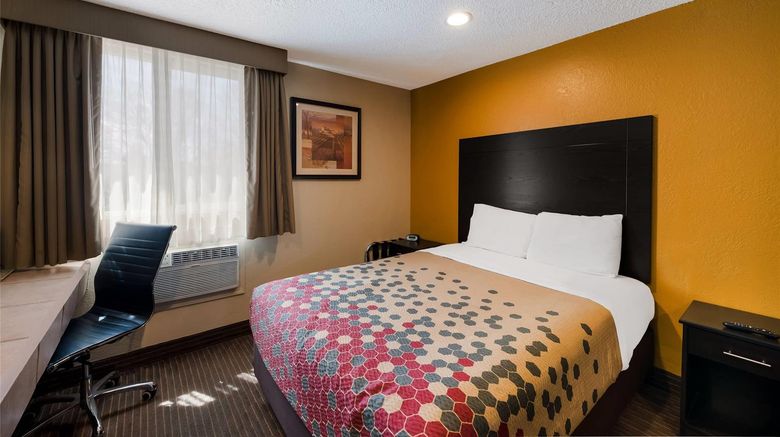 <b>Rodeway Inn Downtown Room</b>. Images powered by <a href="https://iceportal.shijigroup.com/" title="IcePortal" target="_blank">IcePortal</a>.