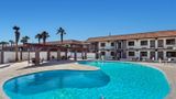 <b>Quality Inn & Suites Pool</b>. Images powered by <a href="https://iceportal.shijigroup.com/" title="IcePortal" target="_blank">IcePortal</a>.