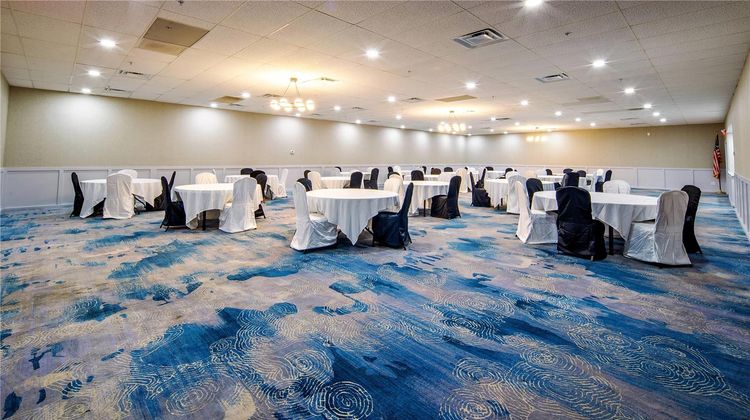 Quality Inn & Suites Meeting