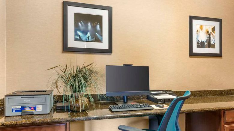 <b>Comfort Suites Other</b>. Images powered by <a href="https://iceportal.shijigroup.com/" title="IcePortal" target="_blank">IcePortal</a>.
