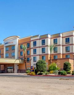 Comfort Suites