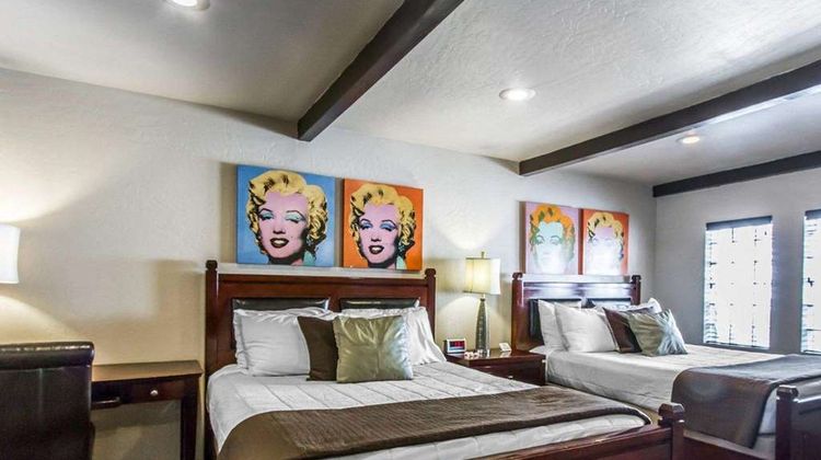 Rodeway Inn & Suites Downtowner-Rte 66 Room