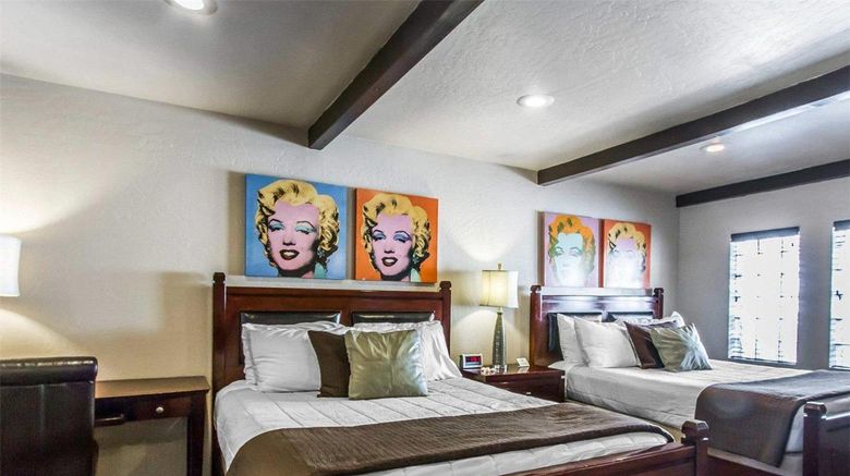 <b>Rodeway Inn & Suites Downtowner-Rte 66 Room</b>. Images powered by <a href="https://iceportal.shijigroup.com/" title="IcePortal" target="_blank">IcePortal</a>.