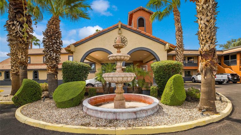 <b>Quality Inn & Suites Groodyear - Phoenix Exterior</b>. Images powered by <a href="https://iceportal.shijigroup.com/" title="IcePortal" target="_blank">IcePortal</a>.