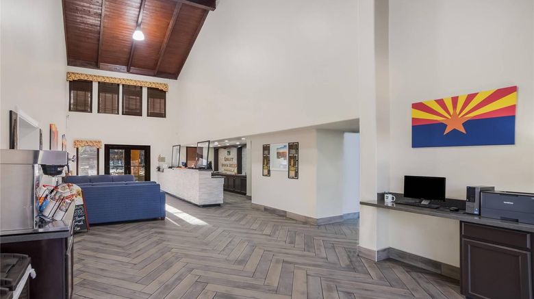 <b>Quality Inn & Suites Groodyear - Phoenix Lobby</b>. Images powered by <a href="https://iceportal.shijigroup.com/" title="IcePortal" target="_blank">IcePortal</a>.