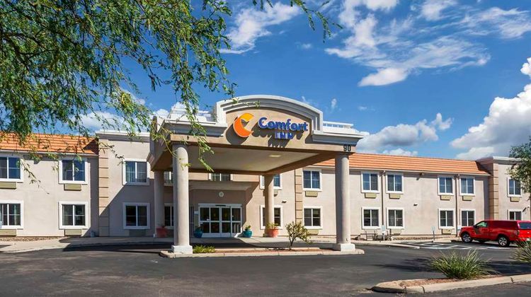 Comfort Inn Exterior