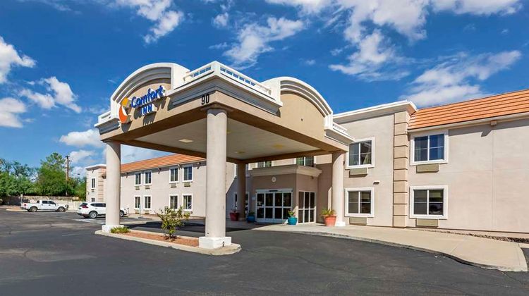 Comfort Inn Exterior