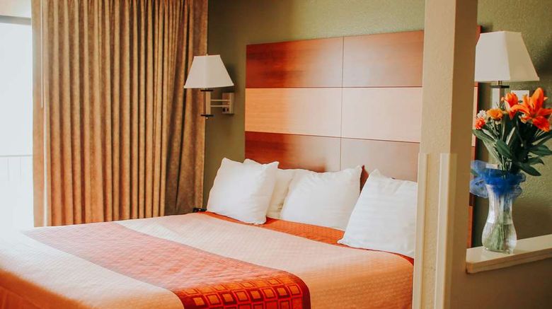 <b>Rodeway Inn and Suites Lake Havasu City Suite</b>. Images powered by <a href="https://iceportal.shijigroup.com/" title="IcePortal" target="_blank">IcePortal</a>.